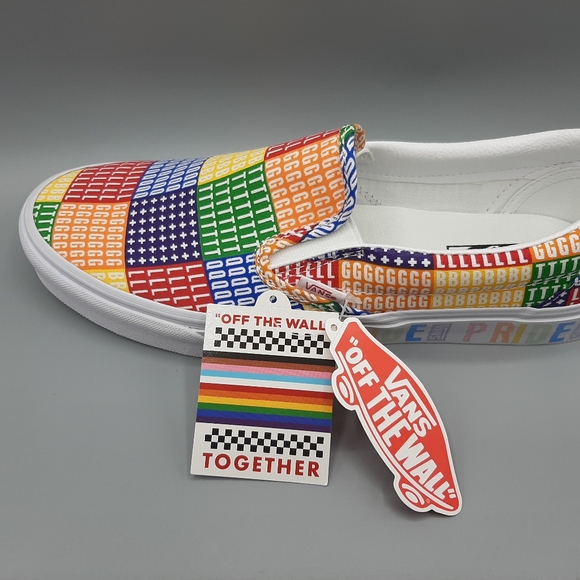 New Vans Classic Slip-On PRIDE LGBTQ LGBT Rainbow Multi Color Slip Ons - Picture 2 of 12